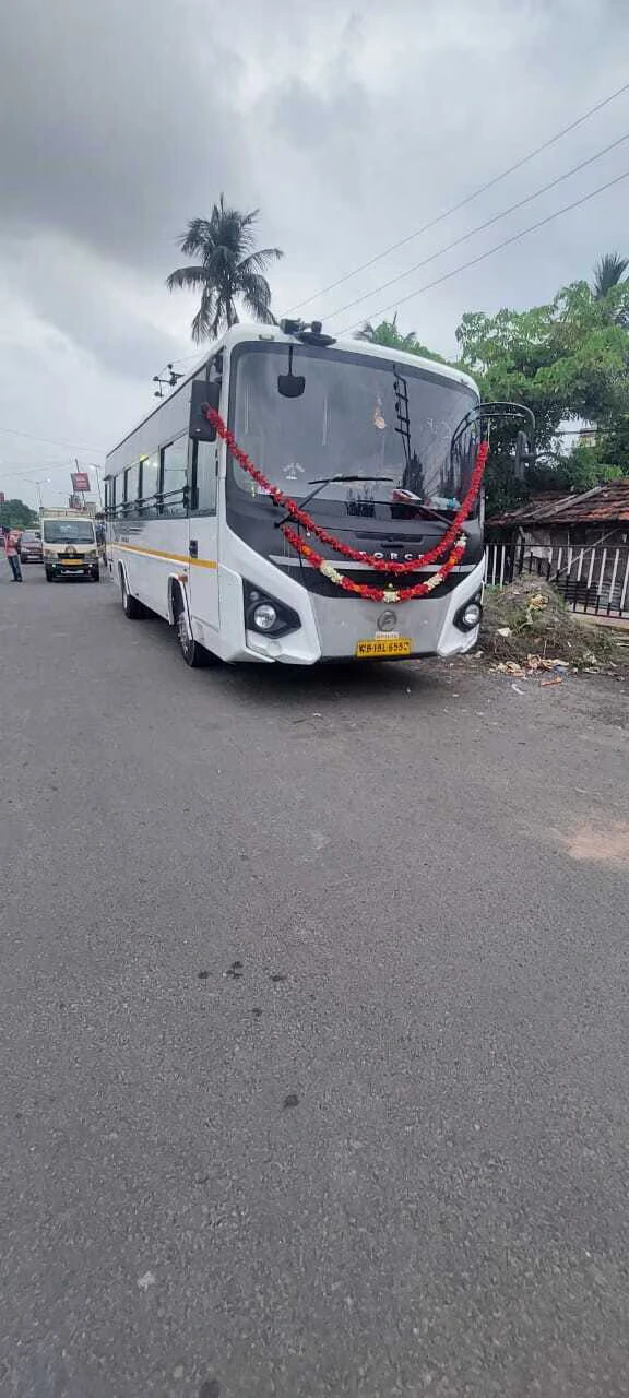 40 Seater Luxury Bus on rent in Kolkata — 40 Seater rental